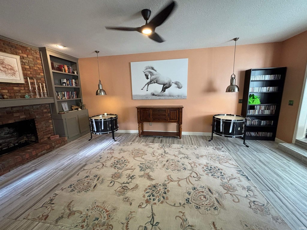 Photo of 5024 Reed Road, Fort Wayne, IN 46835 (MLS # 202638942)