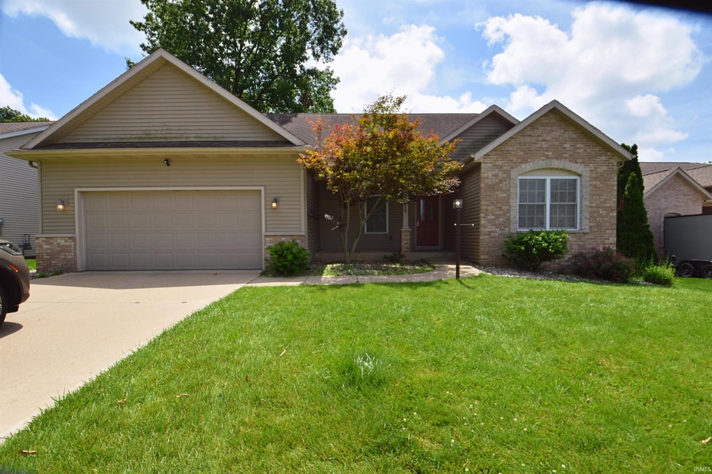 Photo of 18416 Summer Wind Lane, South Bend, IN 46637 (MLS # 202626906)