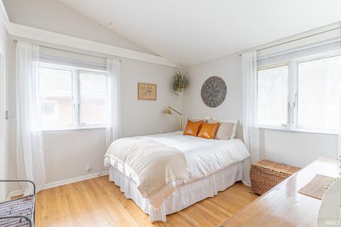 Tiny photo for 19275 Wedgewood Drive, South Bend, IN 46637 (MLS # 202612677)