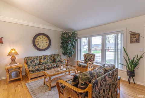 Tiny photo for 19275 Wedgewood Drive, South Bend, IN 46637 (MLS # 202612677)