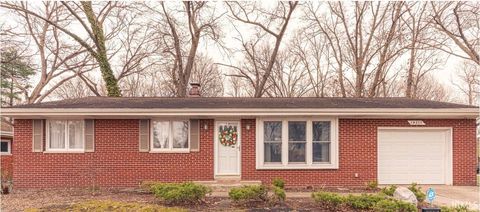 Photo of 19275 Wedgewood Drive, South Bend, IN 46637 (MLS # 202612677)