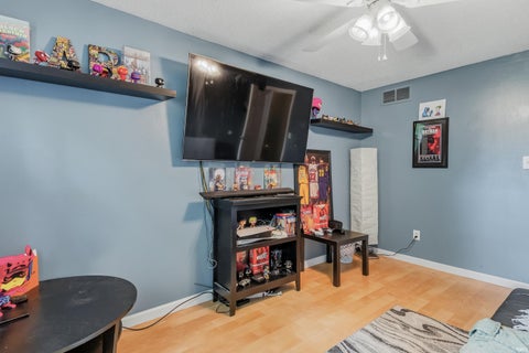 Tiny photo for 9919 E Limberlost Trail, Fort Wayne, IN 46825 (MLS # 202631898)