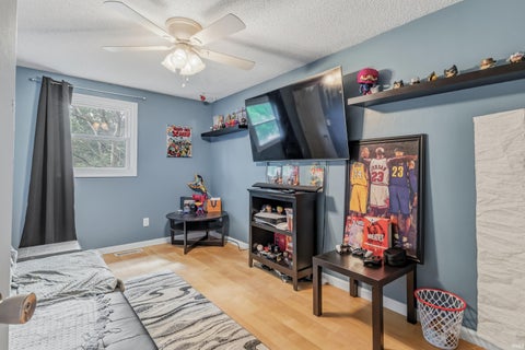 Tiny photo for 9919 E Limberlost Trail, Fort Wayne, IN 46825 (MLS # 202631898)