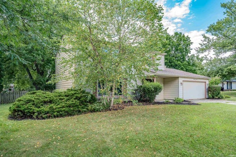 Tiny photo for 9919 E Limberlost Trail, Fort Wayne, IN 46825 (MLS # 202631898)