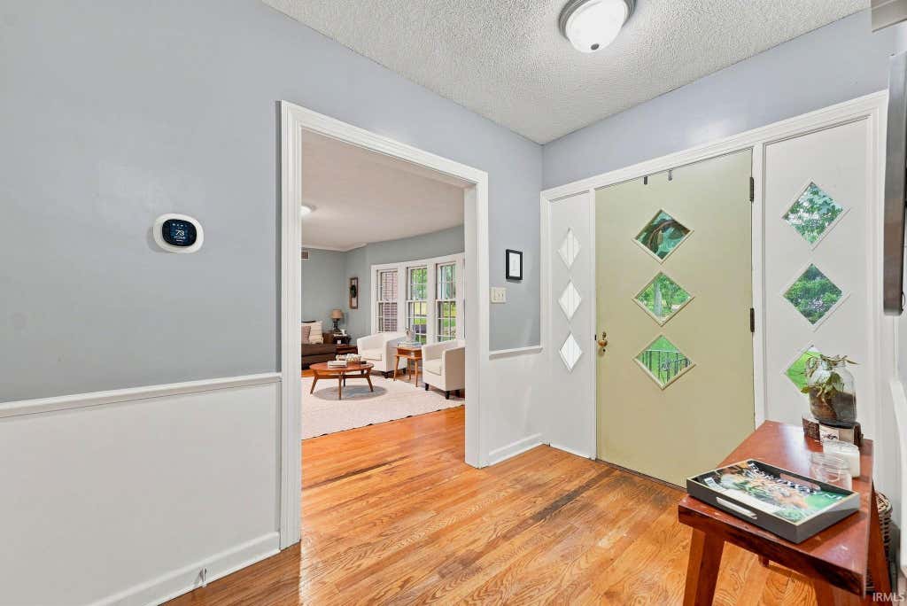 Photo of 3601 Mulberry Road, Fort Wayne, IN 46802 (MLS # 202630863)