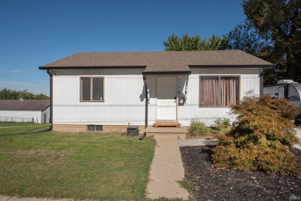 Photo of 416 Jefferson Street, Lafayette, IN 47905 (MLS # 202640132)