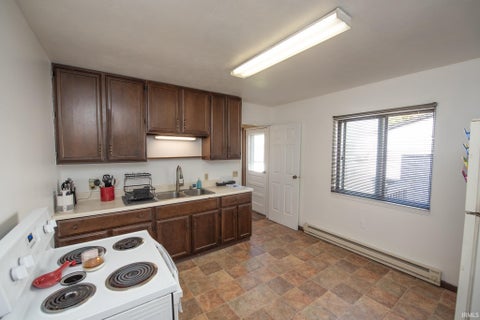 Tiny photo for 416 Jefferson Street, Lafayette, IN 47905 (MLS # 202640132)