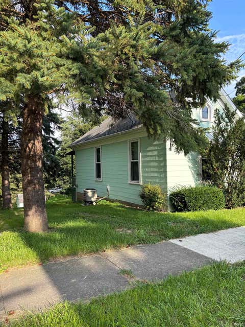 Tiny photo for 511 Congress Street, Wabash, IN 46992 (MLS # 202635268)
