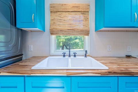 Tiny photo for 2605 S Bryan Street, Bloomington, IN 47403 (MLS # 202612691)