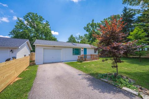 Tiny photo for 2605 S Bryan Street, Bloomington, IN 47403 (MLS # 202612691)