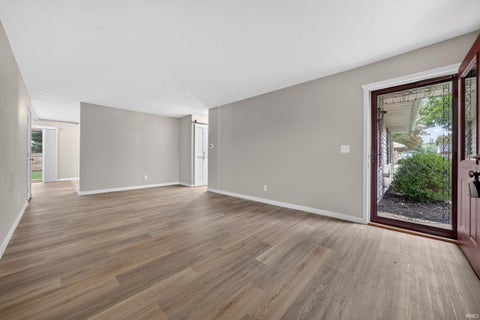 Tiny photo for 1904 ST. CHARLES Court, Kokomo, IN 46902 (MLS # 202643210)