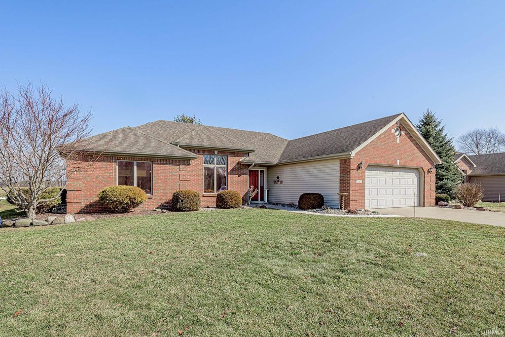 Photo of 301 S Eagle Glen Trail, Columbia City, IN 46725 (MLS # 202606445)