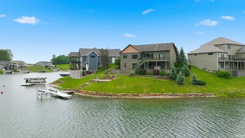 Tiny photo for 215 Ln 282B Hamilton Lake, Hamilton, IN 46742 (MLS # 202622426)