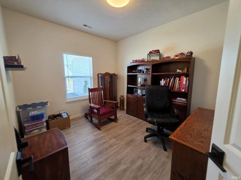 Tiny photo for 410 Folkston Way, Lafayette, IN 47905 (MLS # 202636588)