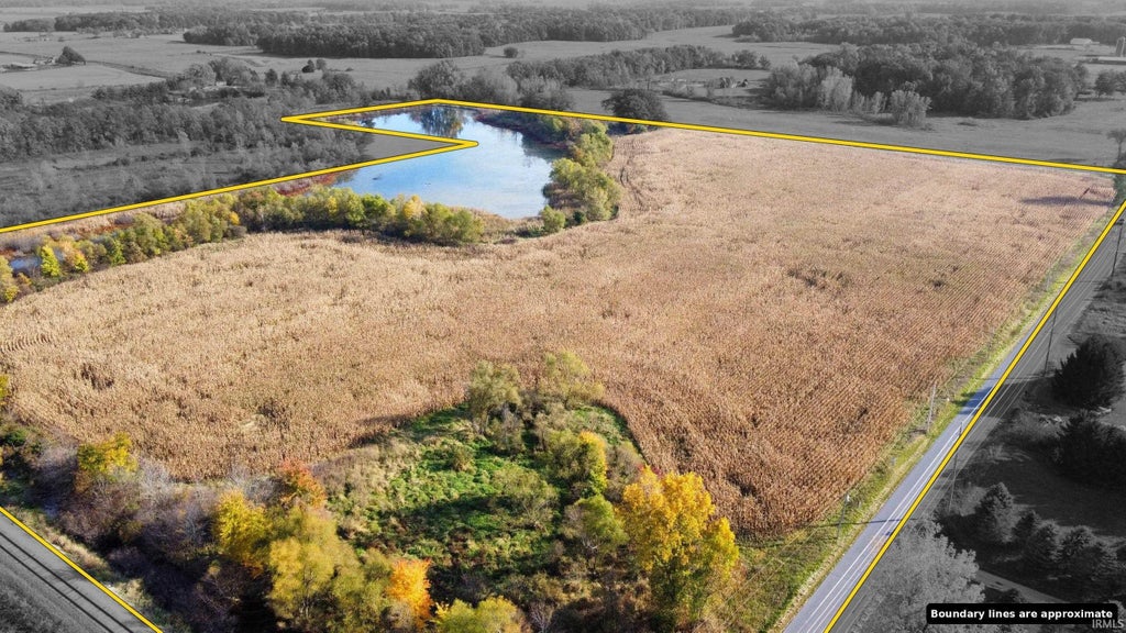 Photo of W 800 S Road, Ashley, IN 46705 (MLS # 202644762)