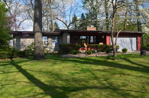 1516 Harrington Drive, South Bend, IN 46637 - MLS#: 202507342