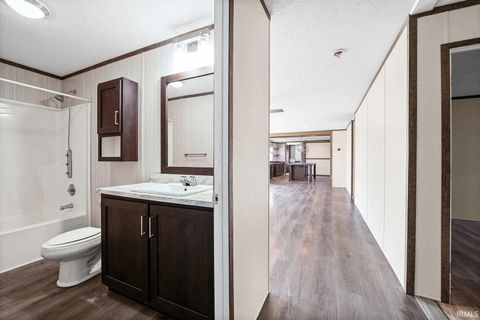 Tiny photo for 2000 N 250 E, Kokomo, IN 46901 (MLS # 202613551)