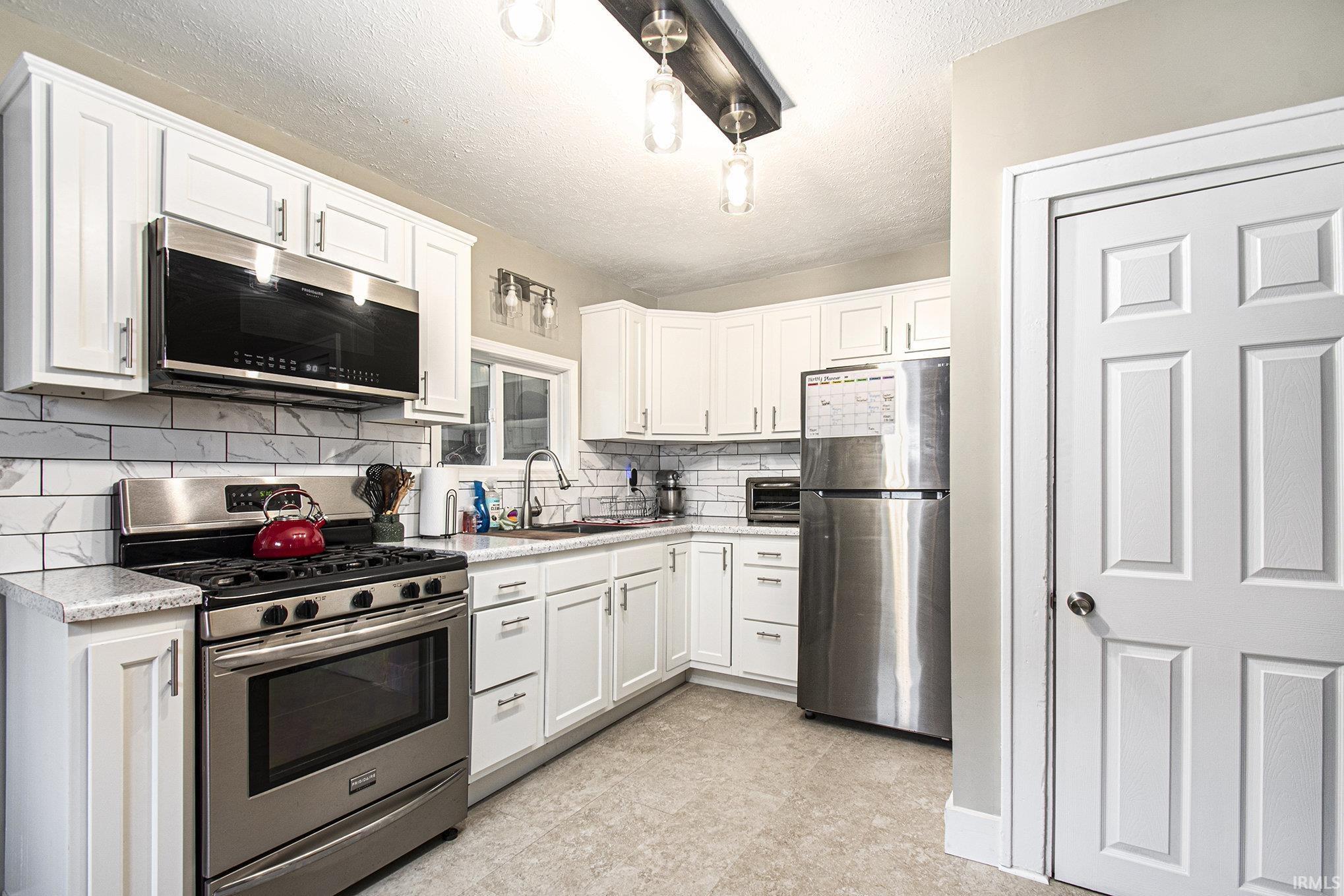 South Bend, Indiana 46613, United States, 3 Bedrooms Bedrooms, ,1 BathroomBathrooms,Residential,Active,100782