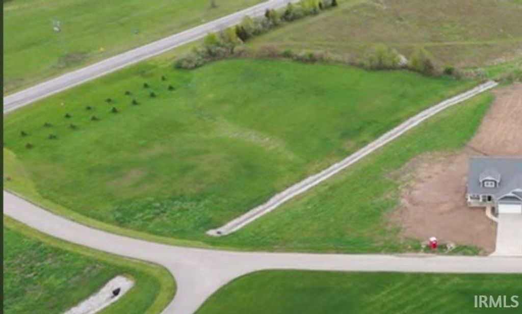 Photo of 1225 Stintson Drive, Huntington, IN 46750 (MLS # 202547625)