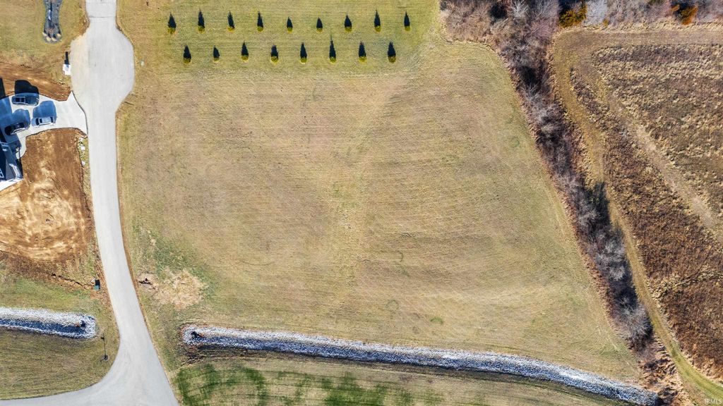 Photo of 1225 Stintson Drive, Huntington, IN 46750 (MLS # 202547625)