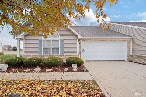 Photo of 3356 WEATHERED ROCK Circle, Kokomo, IN 46902 (MLS # 202547294)