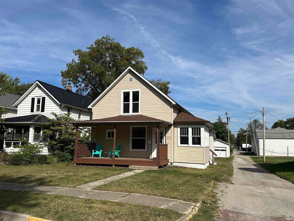 Photo of 310 N Chauncey Street, Columbia City, IN 46725 (MLS # 202615487)
