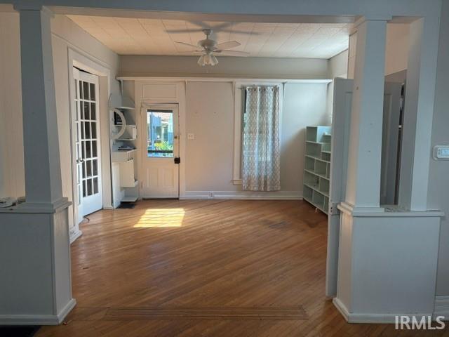 Photo of 817 W 6th Street, Bloomington, IN 47404 (MLS # 202642292)