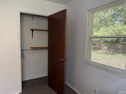 Tiny photo for 2612 Hawthorne Avenue, Evansville, IN 47714 (MLS # 202641788)