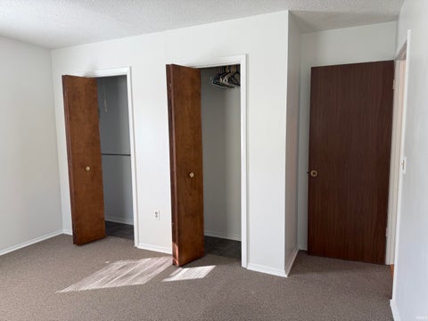 Tiny photo for 2612 Hawthorne Avenue, Evansville, IN 47714 (MLS # 202641788)