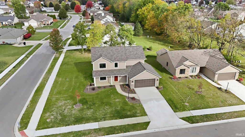 Photo of 15573 Brimwillow Drive, Huntertown, IN 46748 (MLS # 202544631)