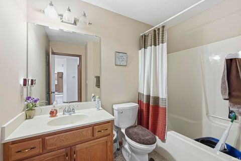 Tiny photo for 67114 CHADWICK CT Ct, Goshen, IN 46526 (MLS # 202604776)