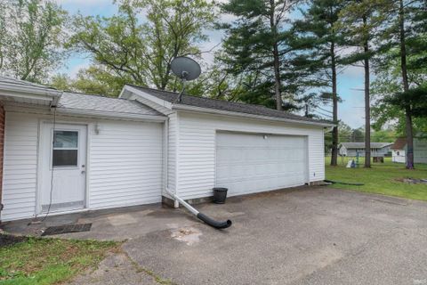 Tiny photo for 51795 Juniper Road, South Bend, IN 46637 (MLS # 202619329)