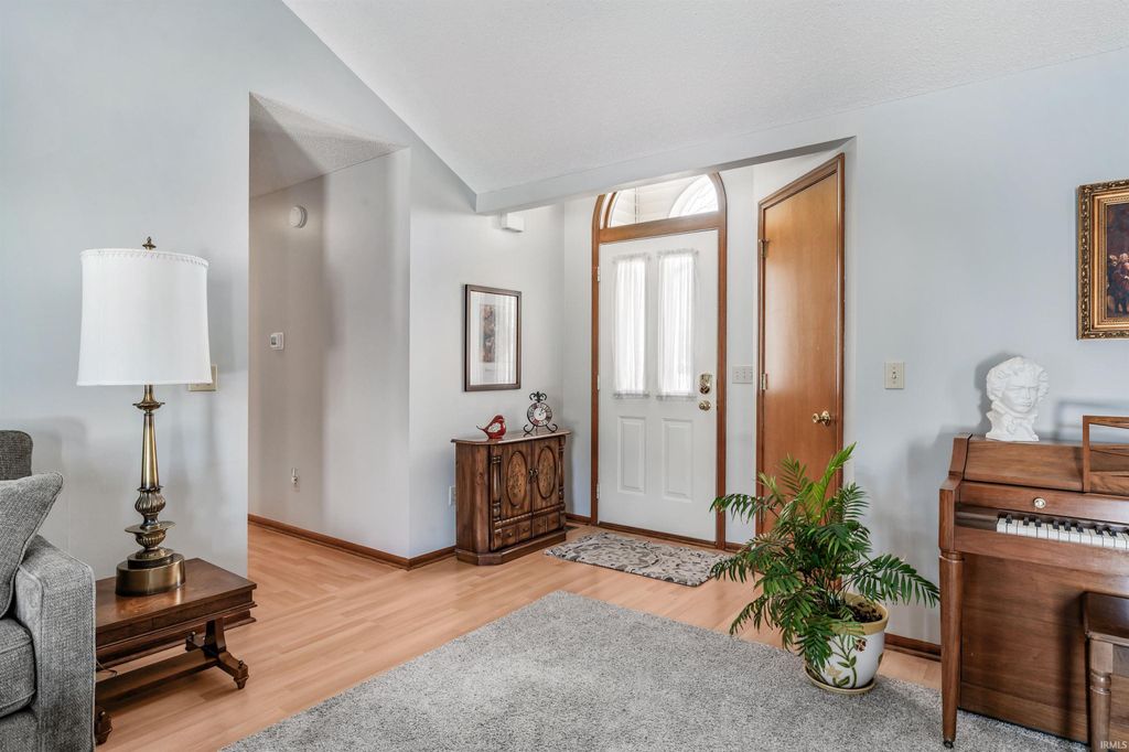 Photo of 1809 Monet Drive, Fort Wayne, IN 46845 (MLS # 202603006)