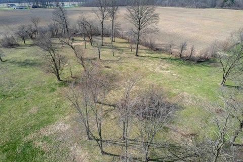 Tiny photo for 8849 E 100 S Road, Marion, IN 46953 (MLS # 202609537)