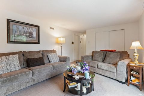 Tiny photo for 5323 Fernwood Avenue, Fort Wayne, IN 46809 (MLS # 202618398)