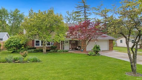 Tiny photo for 5323 Fernwood Avenue, Fort Wayne, IN 46809 (MLS # 202618398)