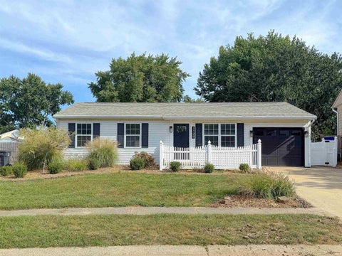 Tiny photo for 1728 TEASDALE Lane, Kokomo, IN 46902 (MLS # 202637608)