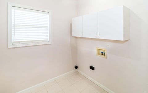 Tiny photo for 3701 Cobblefield Drive, Evansville, IN 47711 (MLS # 202630319)