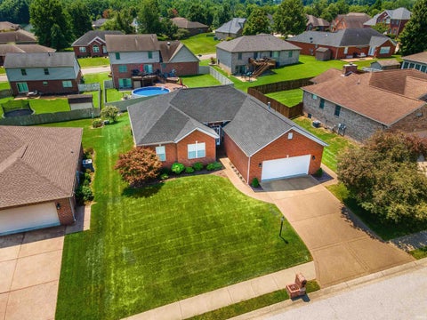 Tiny photo for 3701 Cobblefield Drive, Evansville, IN 47711 (MLS # 202630319)