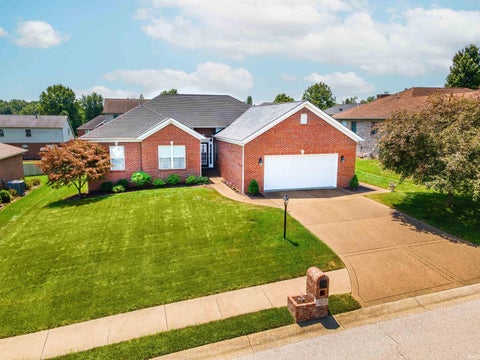 Tiny photo for 3701 Cobblefield Drive, Evansville, IN 47711 (MLS # 202630319)
