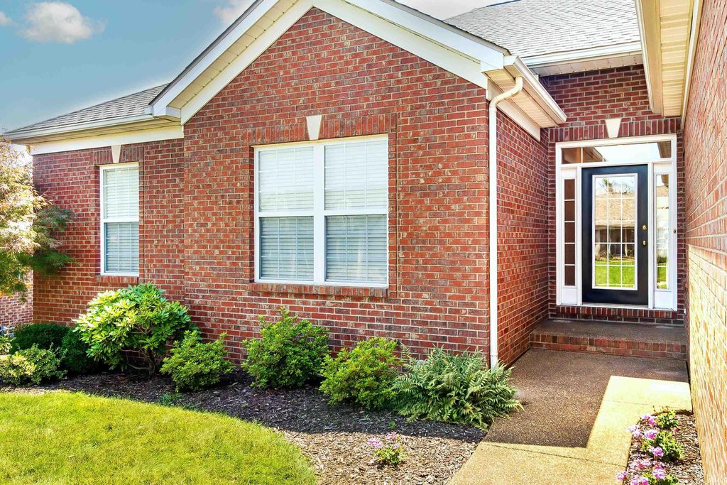 Photo of 3701 Cobblefield Drive, Evansville, IN 47711 (MLS # 202630319)