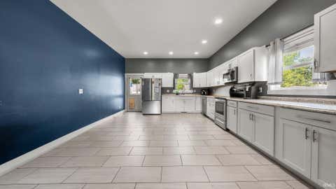 Tiny photo for 2103 H Street, Bedford, IN 47421 (MLS # 202635234)