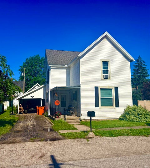 Photo of 308 N Burke Street, Wolcott, IN 47995 (MLS # 202622867)