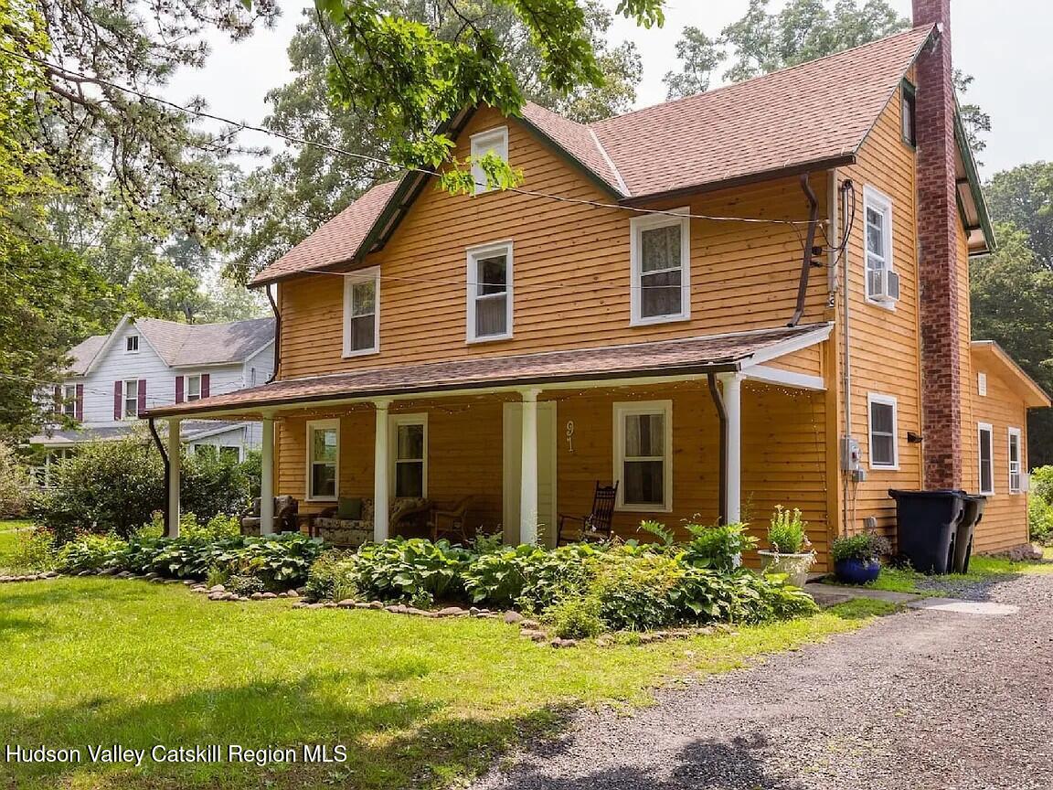 Rental Property at 91 Kaaterskill Avenue, Palenville, New York - Bedrooms: 4 
Bathrooms: 1 
Rooms: 8  - $2,950 MO.