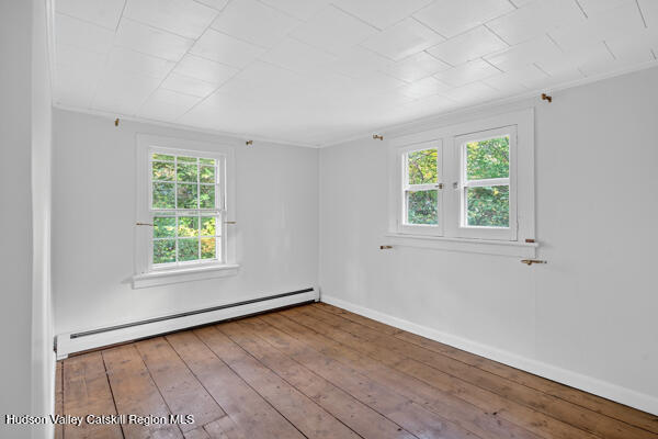 Saugerties, New York 12477, United States, 3 Bedrooms Bedrooms, ,1 BathroomBathrooms,Residential,Active,219852