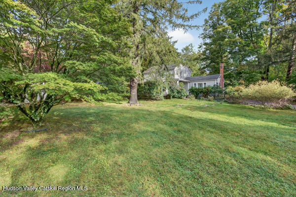 Saugerties, New York 12477, United States, 3 Bedrooms Bedrooms, ,1 BathroomBathrooms,Residential,Active,219852