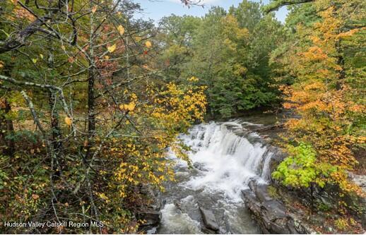 Saugerties, New York 12477, United States, 3 Bedrooms Bedrooms, ,1 BathroomBathrooms,Residential,Active,219852