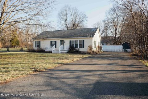 Homes For Sale - 42 Elting Road<br/> Catskill, NY 12414