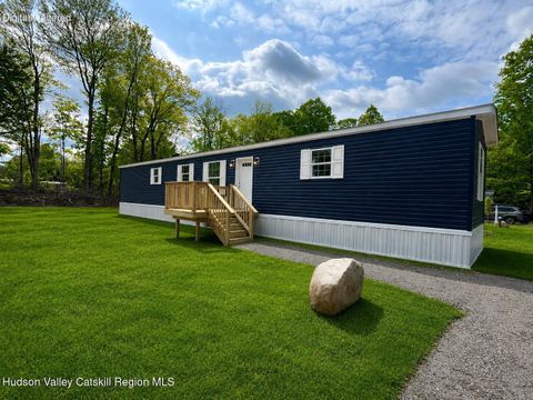 Mobile Home For Sale - 15 Oak Way<br/> Stephentown, NY 12169