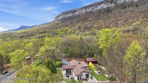 Photo of 7 Marron Lane, New Paltz, NY 12561 (MLS # 20261938)